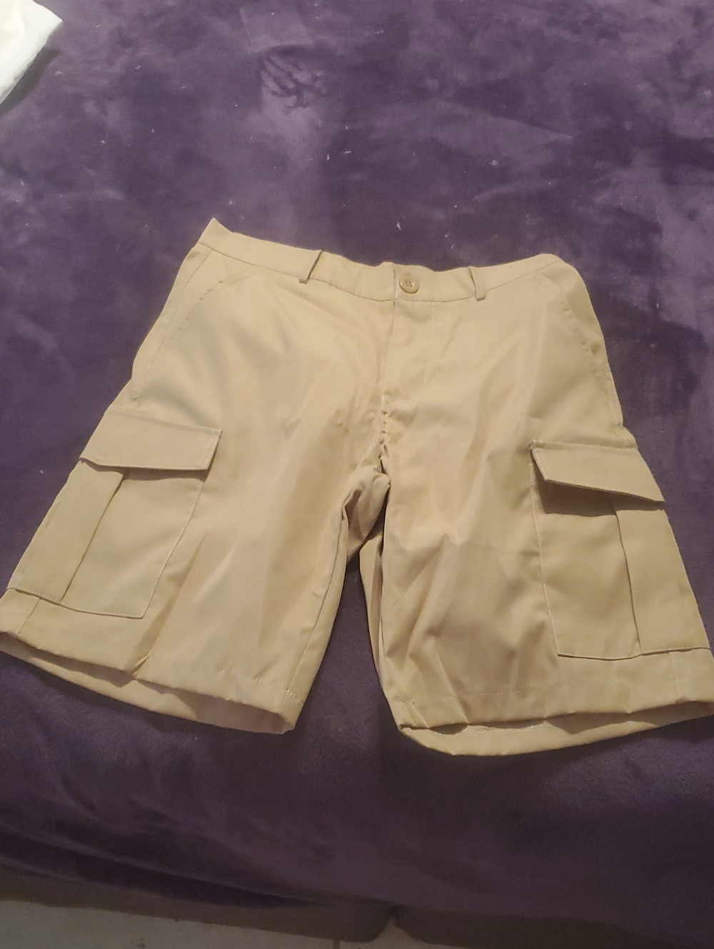 Women's Khaki Cargo Shorts - Classic Pocket Utility